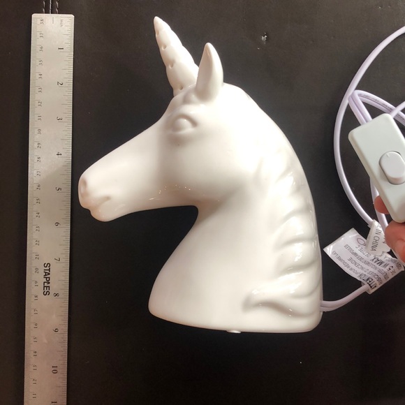Magical unicorn lamp - Picture 5 of 5